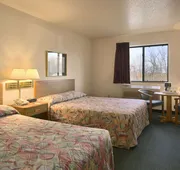 Travelodge by Wyndham Hudsonville hotel detail image 4