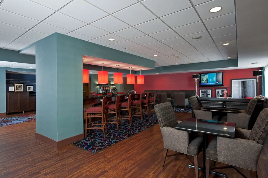 Hampton Inn Grand Rapids-South hotel detail image 6