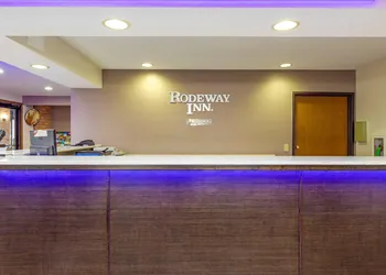 Rodeway Inn Coopersville hotel thumbnail 2