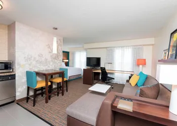Residence Inn By Marriott Grand Rapids West hotel thumbnail 6