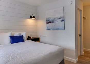 The Shore House hotel thumbnail 5