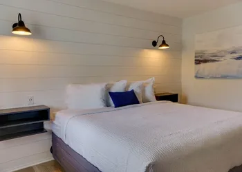 The Shore House hotel thumbnail 7