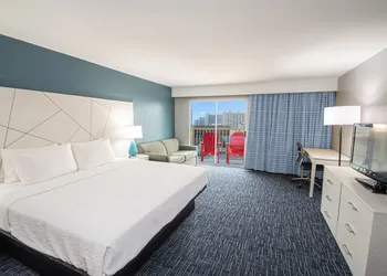 Bonita Beach Hotel hotel thumbnail 5