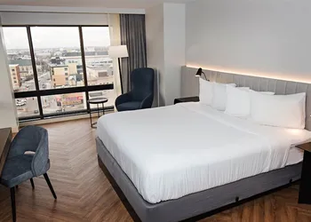 Radisson Blu Fargo hotel thumbnail 5