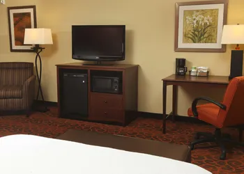 Hampton Inn & Suites by Hilton Fargo Medical Center hotel thumbnail 6