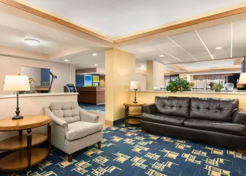 Days Inn by Wyndham Fargo/West Acres hotel thumbnail 2