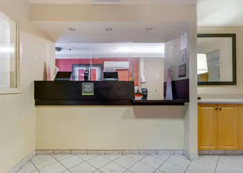 Extended Stay America Suites Pleasanton Chabot Dr hotel thumbnail 2