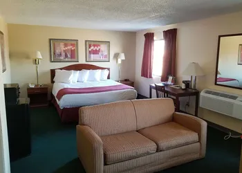 Americas Best Value Inn St. Louis South hotel thumbnail 8