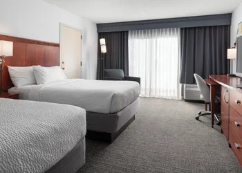 Courtyard by Marriott Pleasanton hotel thumbnail 6