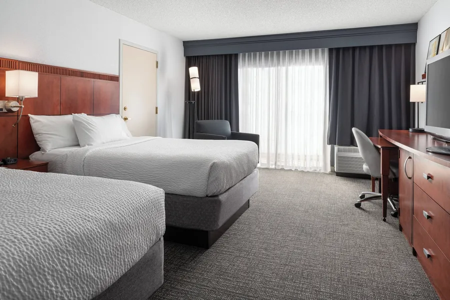 Courtyard by Marriott Pleasanton hotel detail image 6
