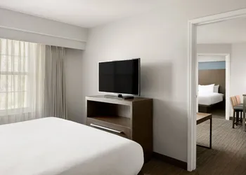 Residence Inn By Marriott Pleasanton hotel thumbnail 4