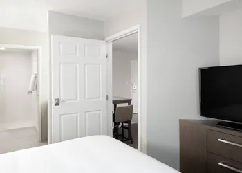 Residence Inn By Marriott Pleasanton hotel thumbnail 5