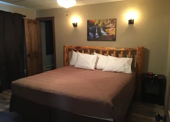Glacier Basecamp Lodge hotel thumbnail 6