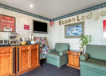 Econo Lodge Castro Valley I-580 hotel thumbnail 3