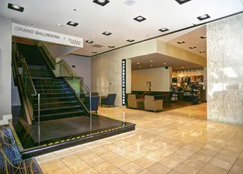 DoubleTree by Hilton Hotel London Ontario hotel thumbnail 3