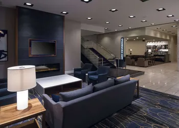 DoubleTree by Hilton Hotel London Ontario hotel thumbnail 6