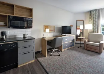 Candlewood Suites Hot Springs by IHG hotel thumbnail 5