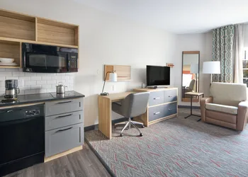 Candlewood Suites Hot Springs by IHG hotel thumbnail 6