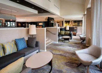 Courtyard by Marriott Norwalk hotel thumbnail 2