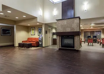 Comfort Suites Tulsa Central hotel thumbnail 4