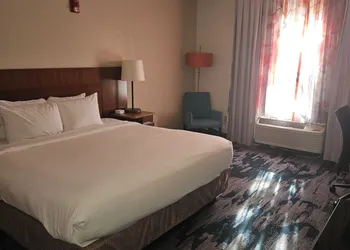 Fairfield Inn & Suites by Marriott Tulsa Central hotel thumbnail 4