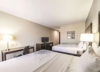 La Quinta Inn & Suites by Wyndham Tulsa - Catoosa Route 66 hotel thumbnail 4