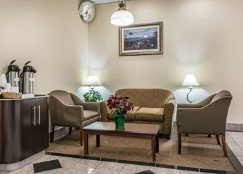 Quality Inn & Suites Fairview - Erie hotel thumbnail 5
