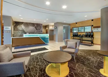 Springhill Suites by Marriott Erie hotel thumbnail 3