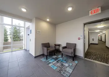 HomeTown Inn by Red Roof East Syracuse hotel thumbnail 5