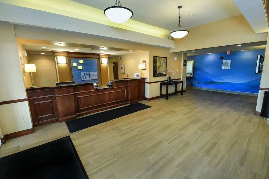 Holiday Inn Express Hotel & Suites Grand Forks by IHG hotel detail image 2