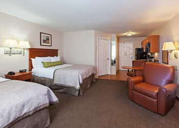 Candlewood Suites Pearland by IHG hotel thumbnail 4