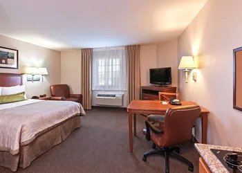 Candlewood Suites Pearland by IHG hotel thumbnail 7