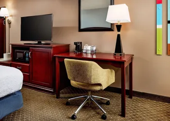 Hampton Inn Longmont hotel thumbnail 6