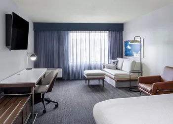 Courtyard by Marriott Boulder Broomfield hotel thumbnail 7