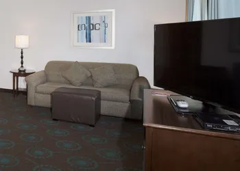 Hampton Inn & Suites Suisun City Waterfront hotel thumbnail 6