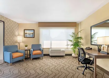 Best Western Plus Heritage Inn hotel thumbnail 7