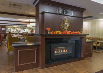 Hampton Inn Bangor hotel thumbnail 6