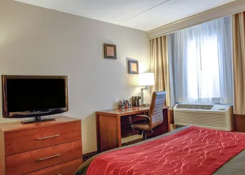 Comfort Inn Bangor North hotel thumbnail 6