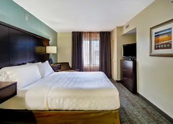 Staybridge Suites Middleton Madison-West by IHG hotel thumbnail 5