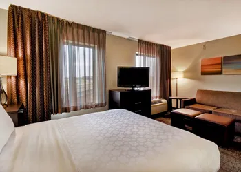 Staybridge Suites Middleton Madison-West by IHG hotel thumbnail 6