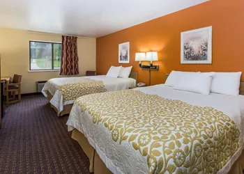 Days Inn by Wyndham Stoughton WI. hotel thumbnail 7