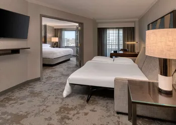 Embassy Suites by Hilton Bethesda Washington DC hotel thumbnail 7