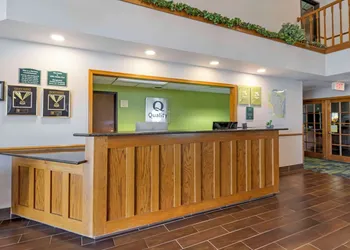 Quality Inn & Suites Stoughton - Madison South hotel thumbnail 2