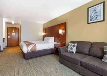 Quality Inn & Suites Stoughton - Madison South hotel thumbnail 4