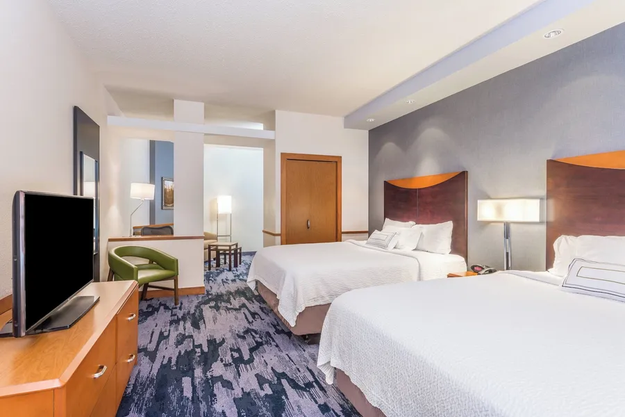 Fairfield Inn & Suites by Marriott Madison East hotel detail image 6