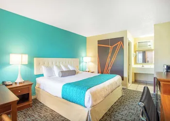 Howard Johnson by Wyndham Hartford South – Rocky Hill hotel thumbnail 5