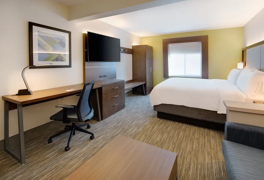 Holiday Inn Express & Suites Bradley Airport by IHG hotel detail image 2