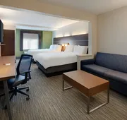 Holiday Inn Express & Suites Bradley Airport by IHG hotel detail image 3