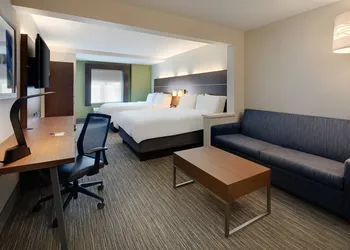 Holiday Inn Express & Suites Bradley Airport by IHG hotel thumbnail 3