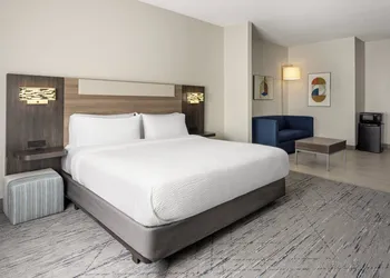 Holiday Inn Express & Suites Meriden by IHG hotel thumbnail 8